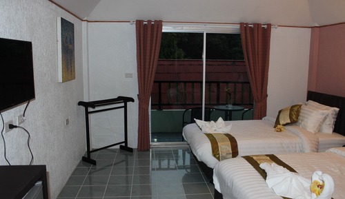 Triple Room