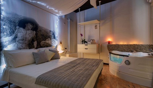 Luxury Double or Twin Room, 1 Bedroom, Jetted Tub, City View
