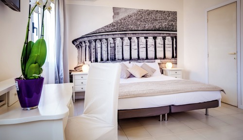Comfort Triple Room, City View
