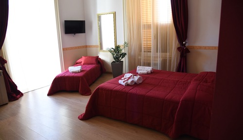 Triple Room