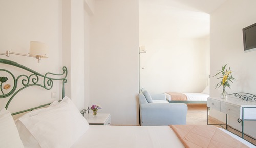 Triple Room, Balcony (Old Harbour View & Garden View)