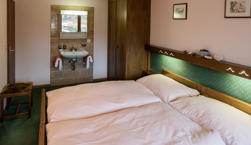 Standard Apartment, 3 Bedrooms, Mountain View, Garden Area (((4)))