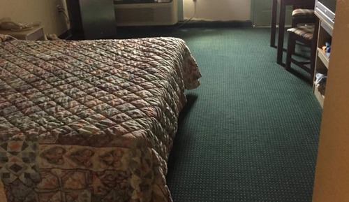 Room, 1 King Bed, Smoking