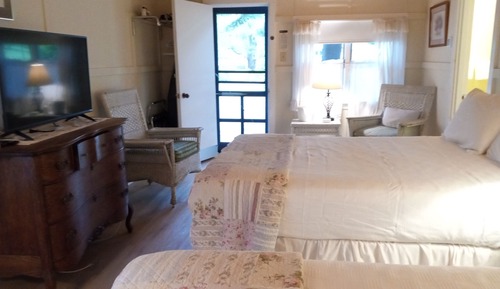 Room 03: Traditional Cottage