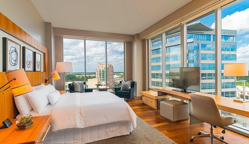 Room, 1 King Bed, Non Smoking, Balcony (Corner)