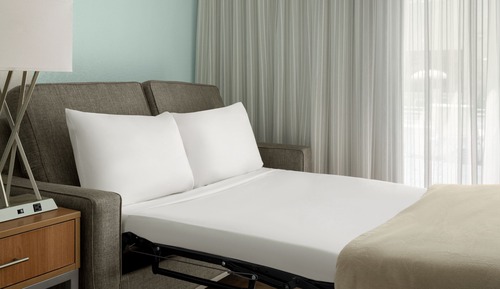 Room, 1 King Bed, Non Smoking, Patio (Poolside)