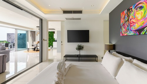 Deluxe Apartment