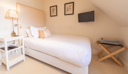 Standard Single Room, Ensuite