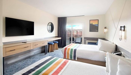 Standard Room (2 Queen Beds with Sofabed)