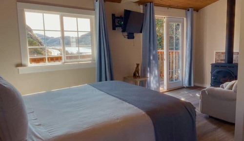 Traditional Cabin, 1 Queen Bed, Garden View