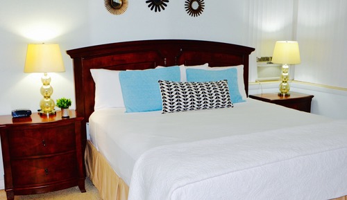 Standard Apartment, 1 King Bed with Sofa bed, Non Smoking, Private Bathroom