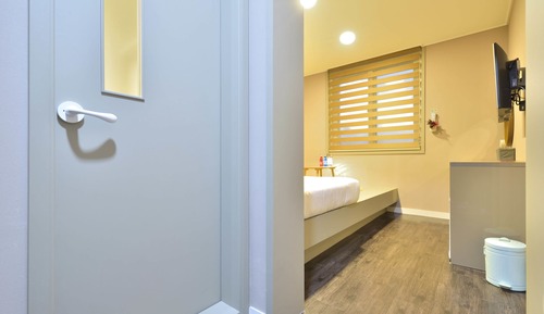 Standard Double Room, City View