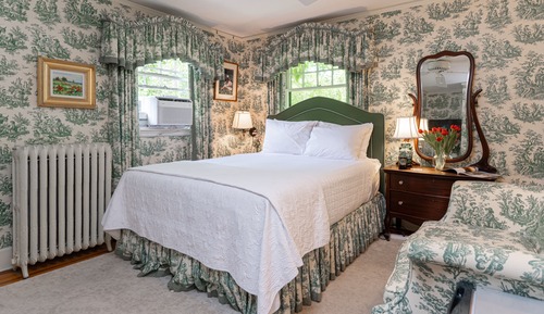 Room, 1 Queen Bed (Vance Room)