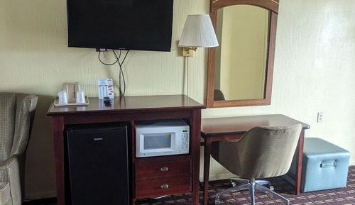 Standard Room, 2 Queen Beds, Non Smoking