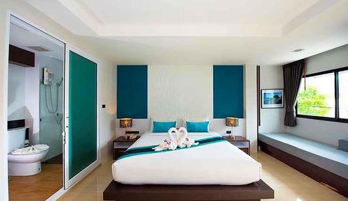 Deluxe King Room