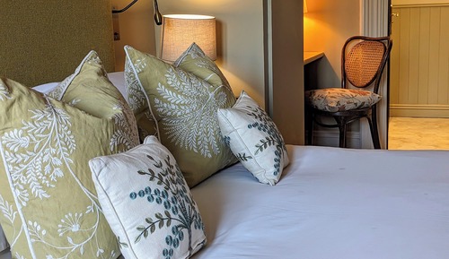Basic Double Room, 1 Double Bed