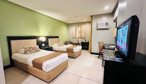 Economy Room