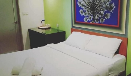 Deluxe Double Room (With Window)