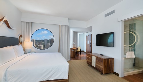 Deluxe Room, 1 King Bed