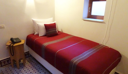 Standard Single Room (Solitaire)