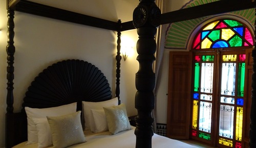 Suite, Garden View, Poolside (Onyx)