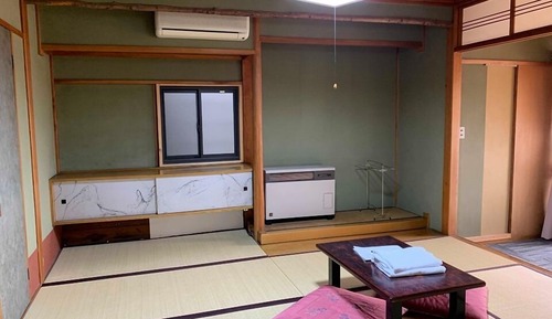 Basic Twin Room, Japanese Futon