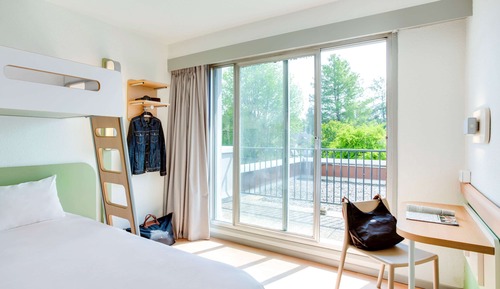 Triple Room, Multiple Beds