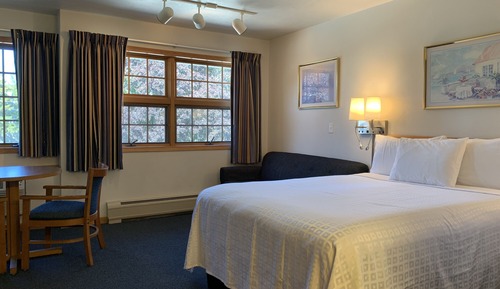 Room, 1 Queen Bed (Second Floor)