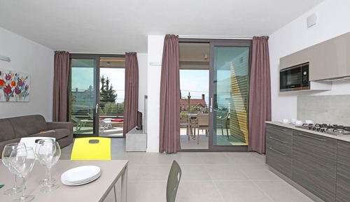 Apartment, 2 Bedrooms ( Top)