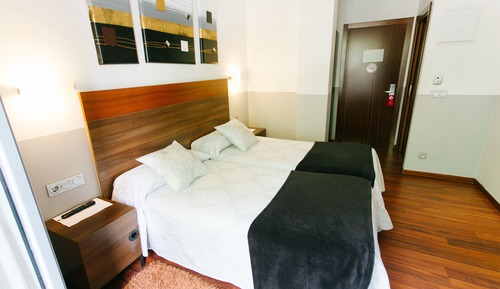 Double or Twin Room (Interior)