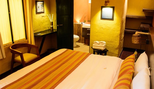 Double Room, 1 Queen Bed