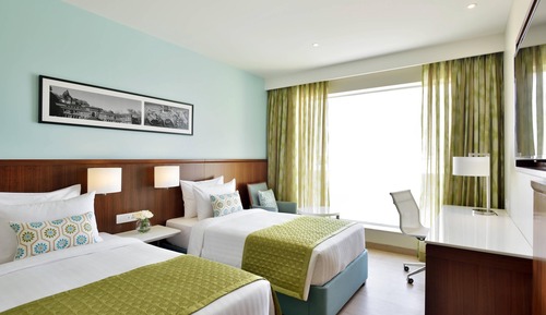 Room, 2 Twin Beds, Non Smoking (View)