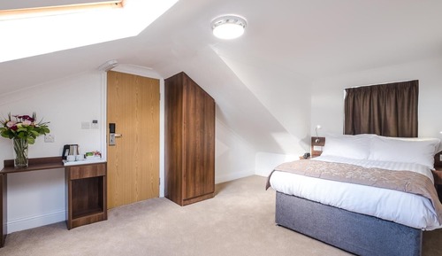 Double Room, Ensuite (Attic)