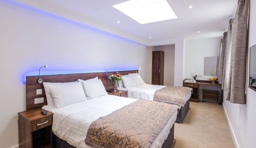 Quadruple Room, Ensuite