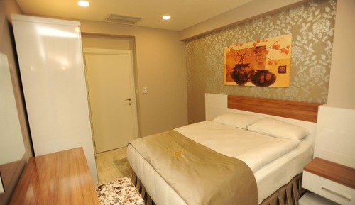 Luxury Apartment, 3 Bedrooms, Sea View