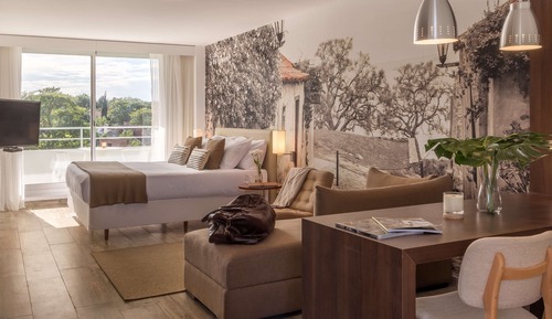Classic Room, City View
