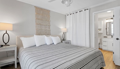 Exclusive Suite, 1 King Bed with Sofa bed, Kitchen, Ocean View