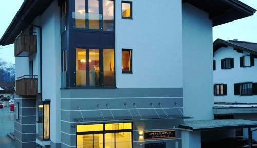 Deluxe Apartment 1