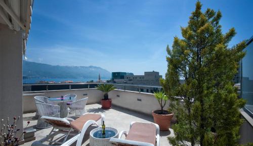 Apartment with Sea View
