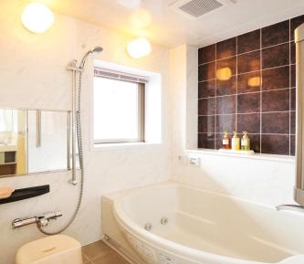 Superior Double Room with Jacuzzi-West Wing - Non-Smoking