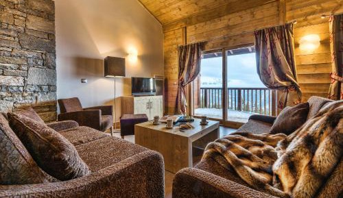 Two-Bedroom Apartment (6 Adults)