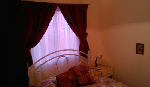 One-Bedroom Apartment (3 Adults)