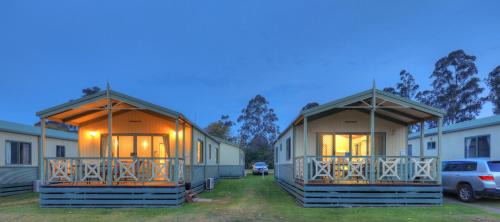 Snug Cove Two-Bedroom Villa (6 Guests) - No Pets Allowed