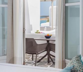 Deluxe Double Room with Terrace and Partial Sea View
