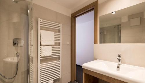 Large Single Room