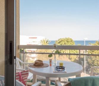 One-Bedroom Apartment with Sleeping Alcove and Air Conditioning (6 People) - Sea View