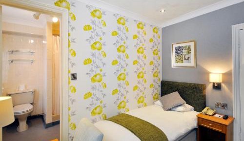 Single Room En Suite