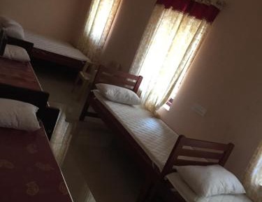 6-Bed Mixed Dormitory Room