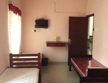 6-Bed Mixed Dormitory Room