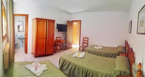 Basic Triple Room